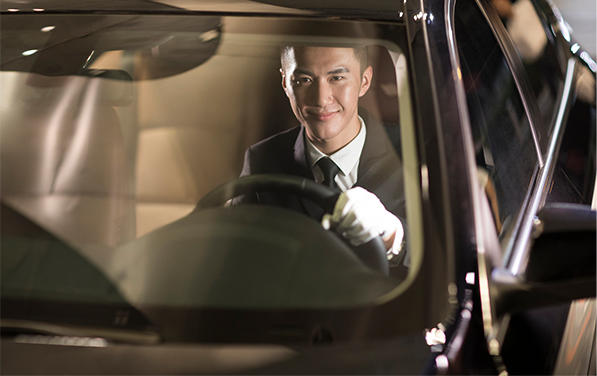 ドライバー付き観光ハイヤー